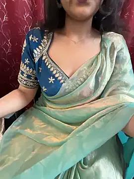 Photos of LuscousPussy from StripChat is Freechat