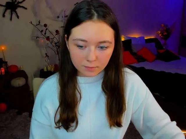 AlluringLookk on BongaCams 