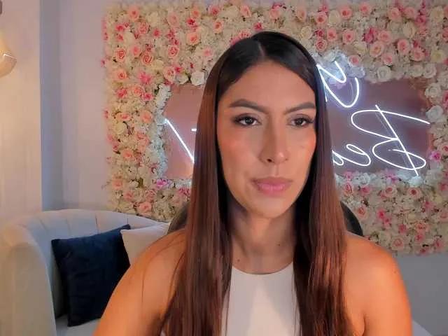 ArianaDumont on BongaCams 
