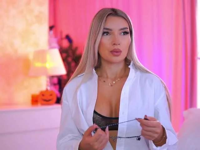 ArtTeasee — Freechat on BongaCams