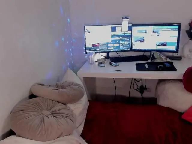 aryahunt on BongaCams 