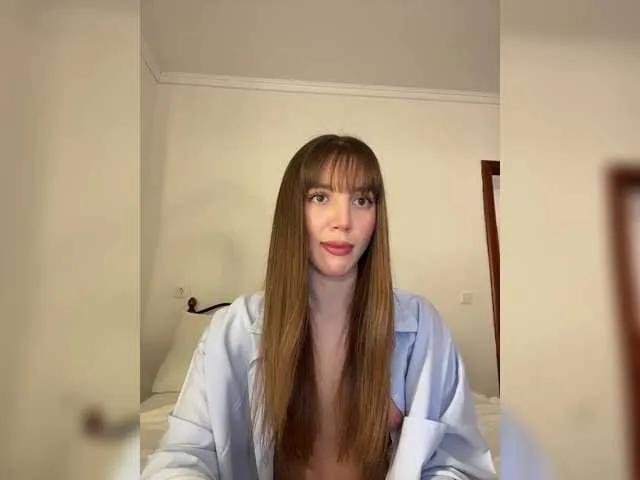 Evelonelfi on BongaCams 