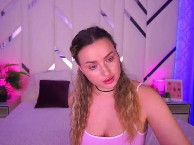 FloraGreys on BongaCams