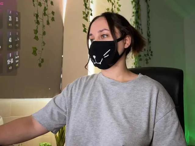 GummyPeach on BongaCams 