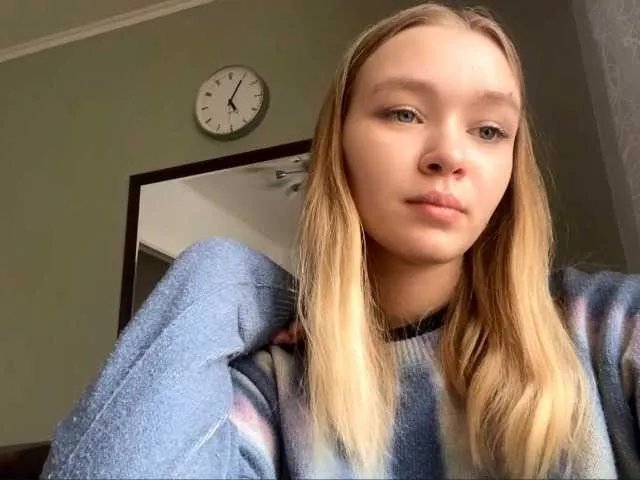 HerminiaLanting on BongaCams