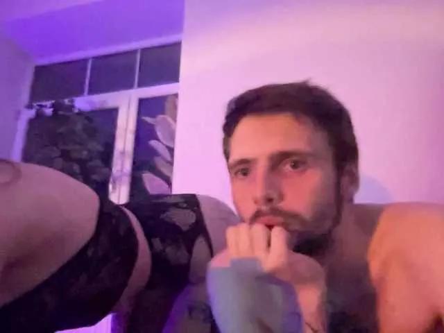 Kinnkymelanny on BongaCams