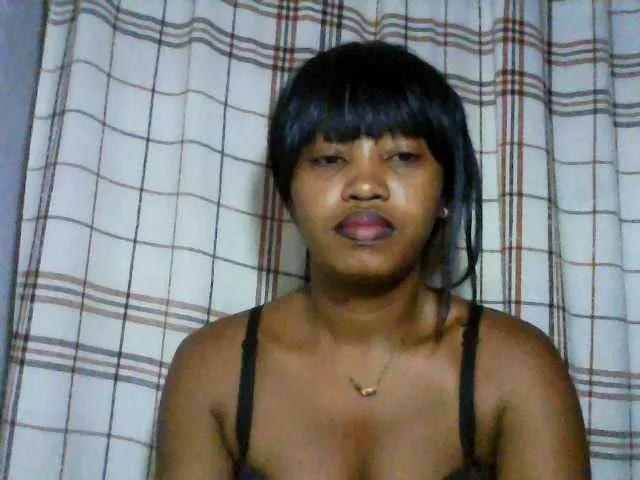 kylie11 on BongaCams