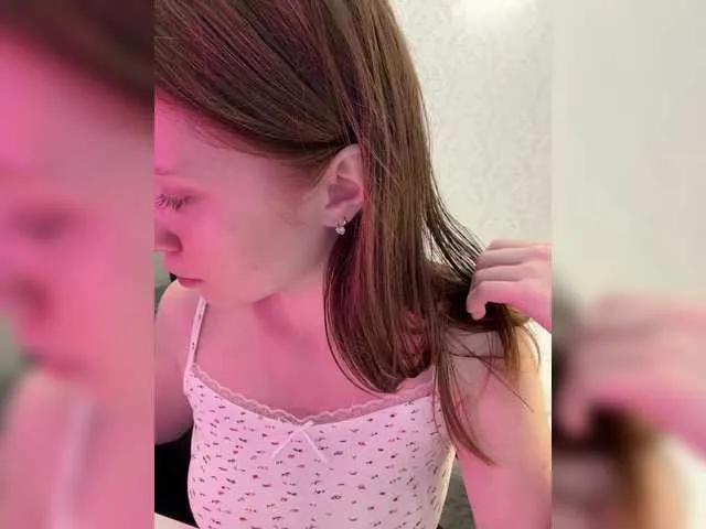 l1ttle-puppy on BongaCams 