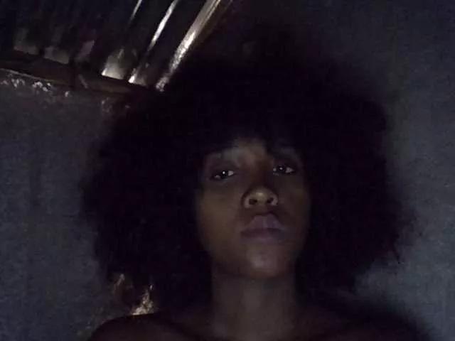 Lillteblackgirl on BongaCams 