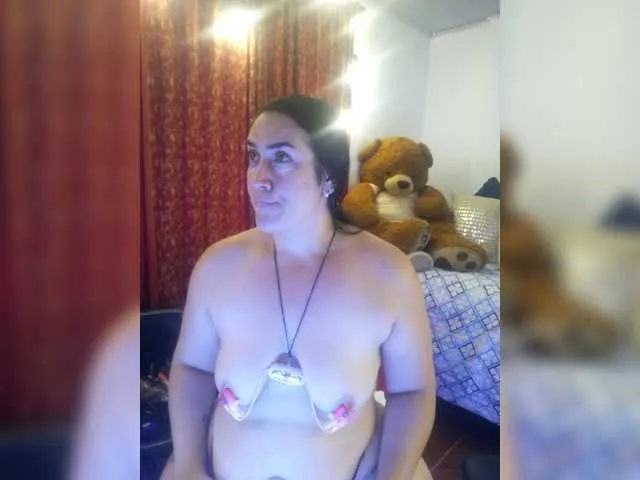 MeganHotCurvy