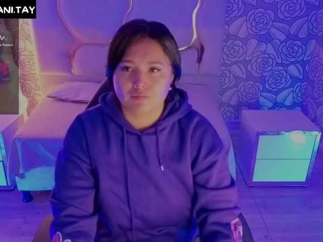 Mellani-tay on BongaCams 