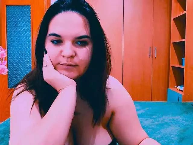 minnie-ella on BongaCams 