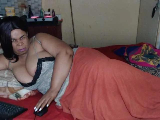 Mydreamgirrl — MEN and women who know what they want,i like horny straight talking men and women and yes i love sex.