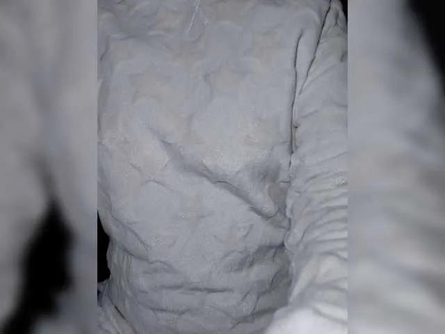 NERII11 — Vibration, tokens, money, anal caresses, masturbation, breast fondling, boner, fulfillment of my desires