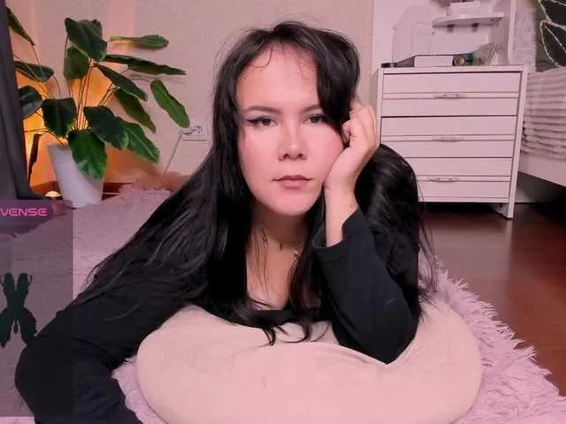 reyniri on BongaCams