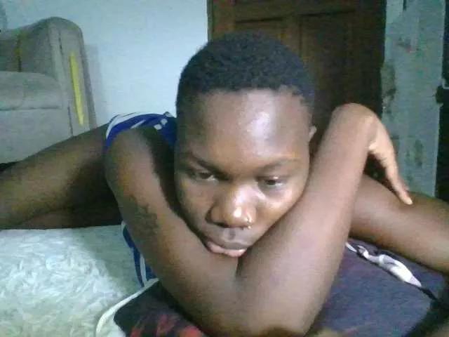 Sweetchocolate on BongaCams 