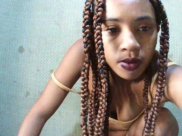 TriciaBella on BongaCams