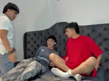 3guy3 — GOAL: Flash ass hole [65 tokens remaining] Welcome to my room! #anal #trans #gay #twink #femboy