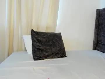 bella_thequeen on Chaturbate 