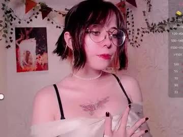 emmae__ on Chaturbate 