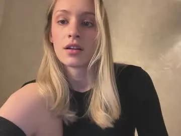 fflloowweerr on Chaturbate 