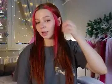 kira_briis on Chaturbate