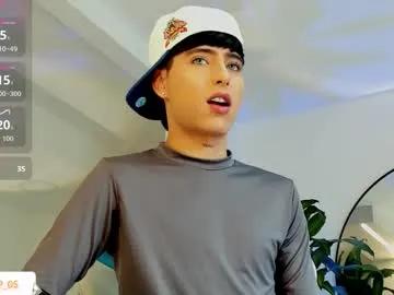 liam_055 — cum  #asian #twink  #latino #lovense   #18 [4880 tokens remaining]