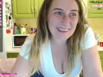 lissa_charmingmilf on Chaturbate 