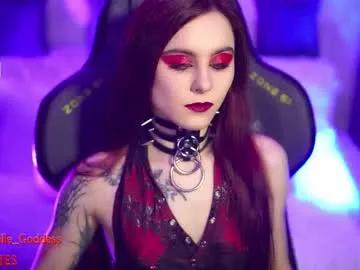 nelle_ on Chaturbate 