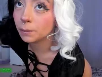 samii_monroe — GOAL: Control my groans for 15 min ( lastip) [466 tokens remaining] Welcome to my room! #feet #18 #anal #skinny #new