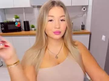 sarahmils on Chaturbate 