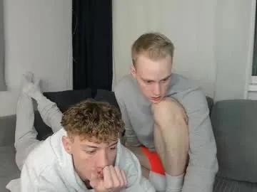 successful_kevin — naked #new #daddy #twink #dildo #blonde [0 tokens remaining]