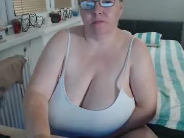 sweetboobs85h on Chaturbate 