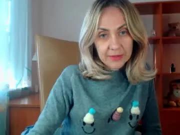 tanya6547 — Lovense Lush on - Interactive Toy that vibrates with your Tips #lovense