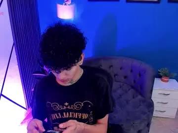 todoroki_g on Chaturbate 