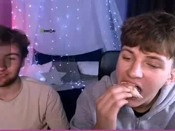 travis_wolf_ — GOAL: Make me happy [0 tokens remaining] Welcome to my room! #monstercock #gay #tease #18 #shy