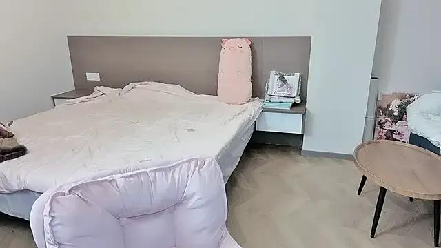 -ruoruo- — Freechat on StripChat