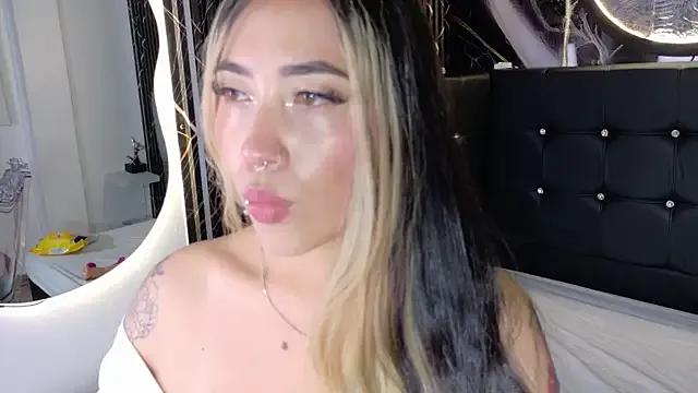 _ManuVeelez — full naked very sensual