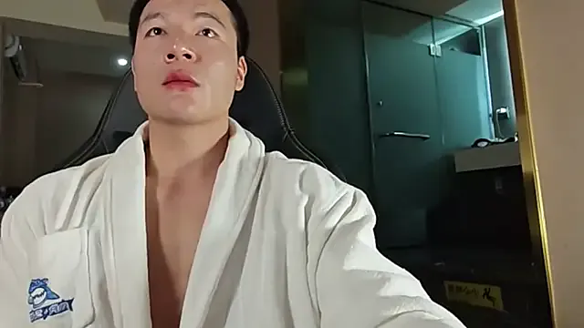 AAASuck on StripChat