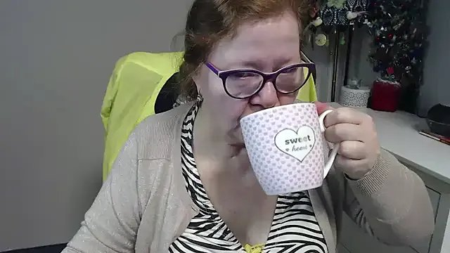 Adelewildx on StripChat