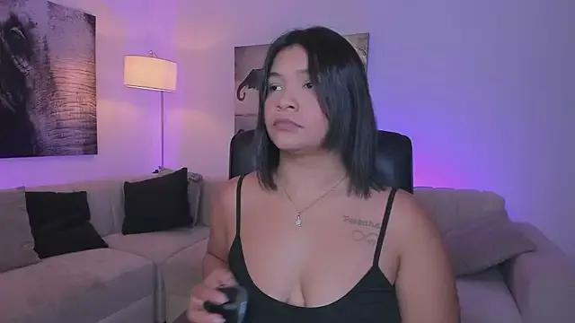 alaia7h — fuck that ass with a big dildo 