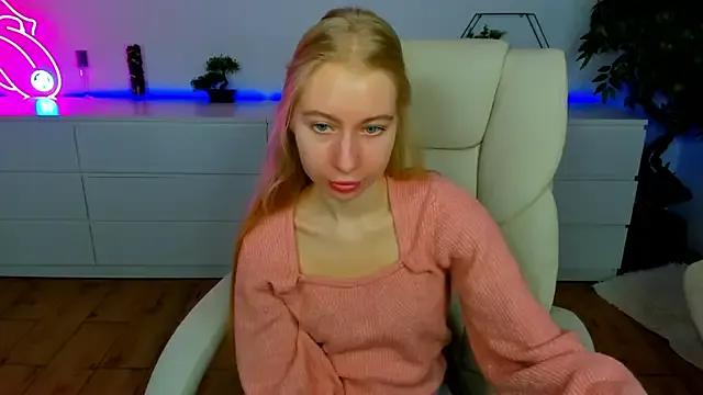 Alina_Blonde — Freechat on StripChat