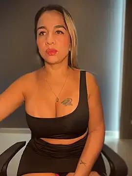 AngieVelezMilf — Warm my sweet pussy 