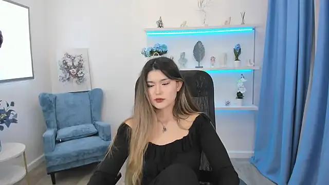 AnneTLi on StripChat 