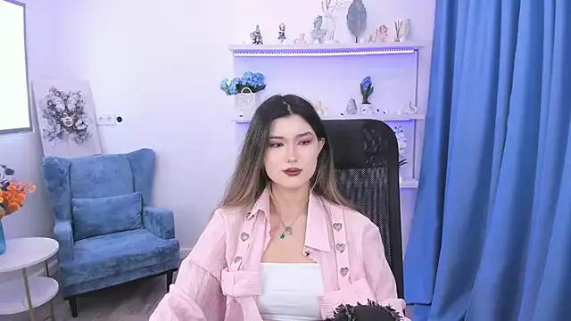 AnneTLi on StripChat 