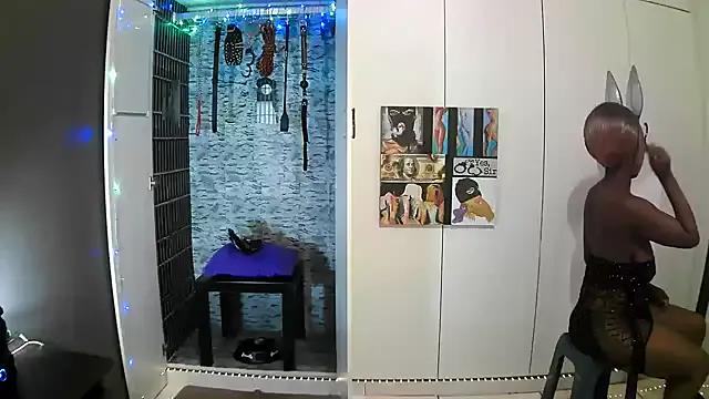 BaDSubMiss — ASS CLAPPING MARATHON(1MIN)