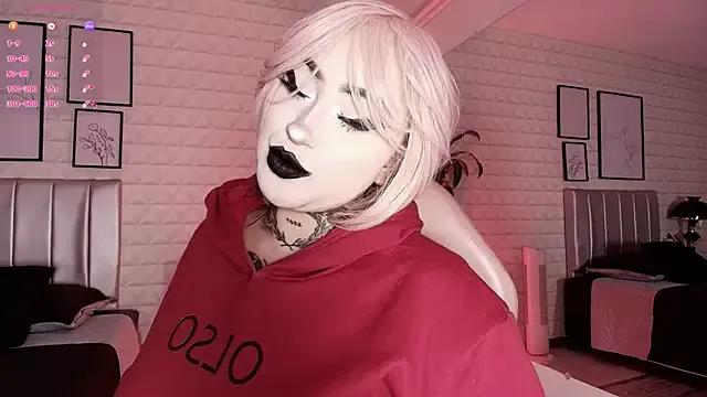 bella-green on StripChat 