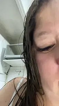 Chloee_Peach on StripChat