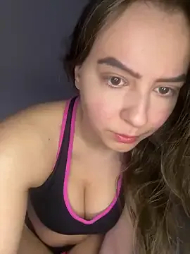 eleonoree on StripChat