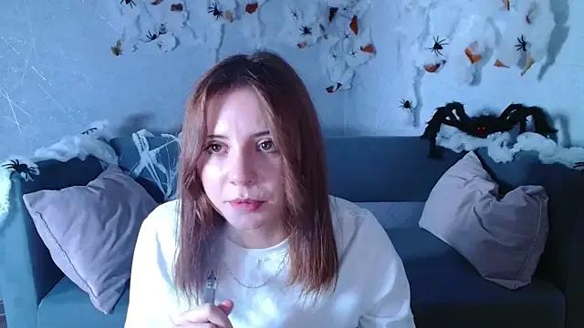 evaa_here_ on StripChat 